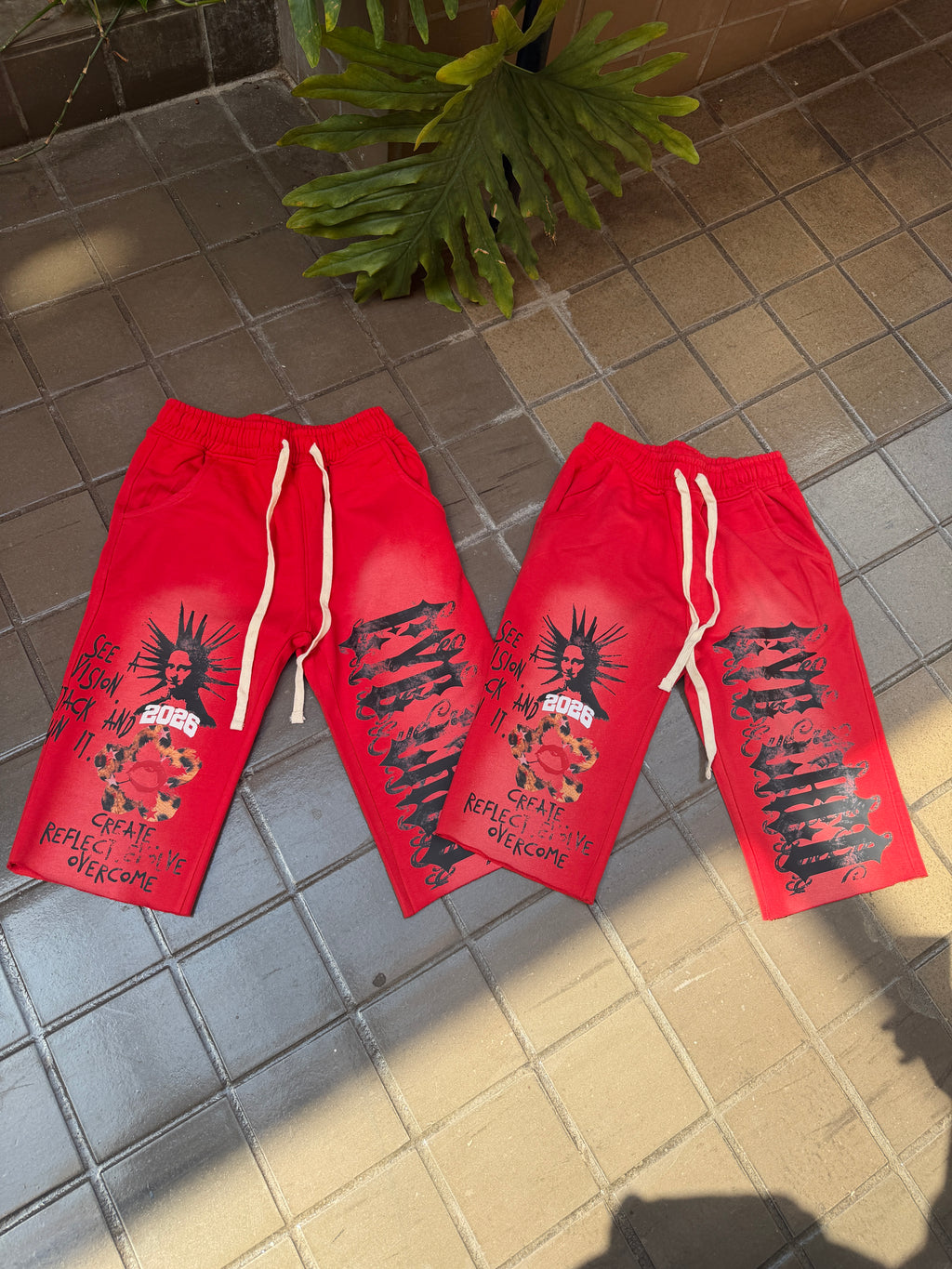 Eye Creo Red 3/4 Shorts